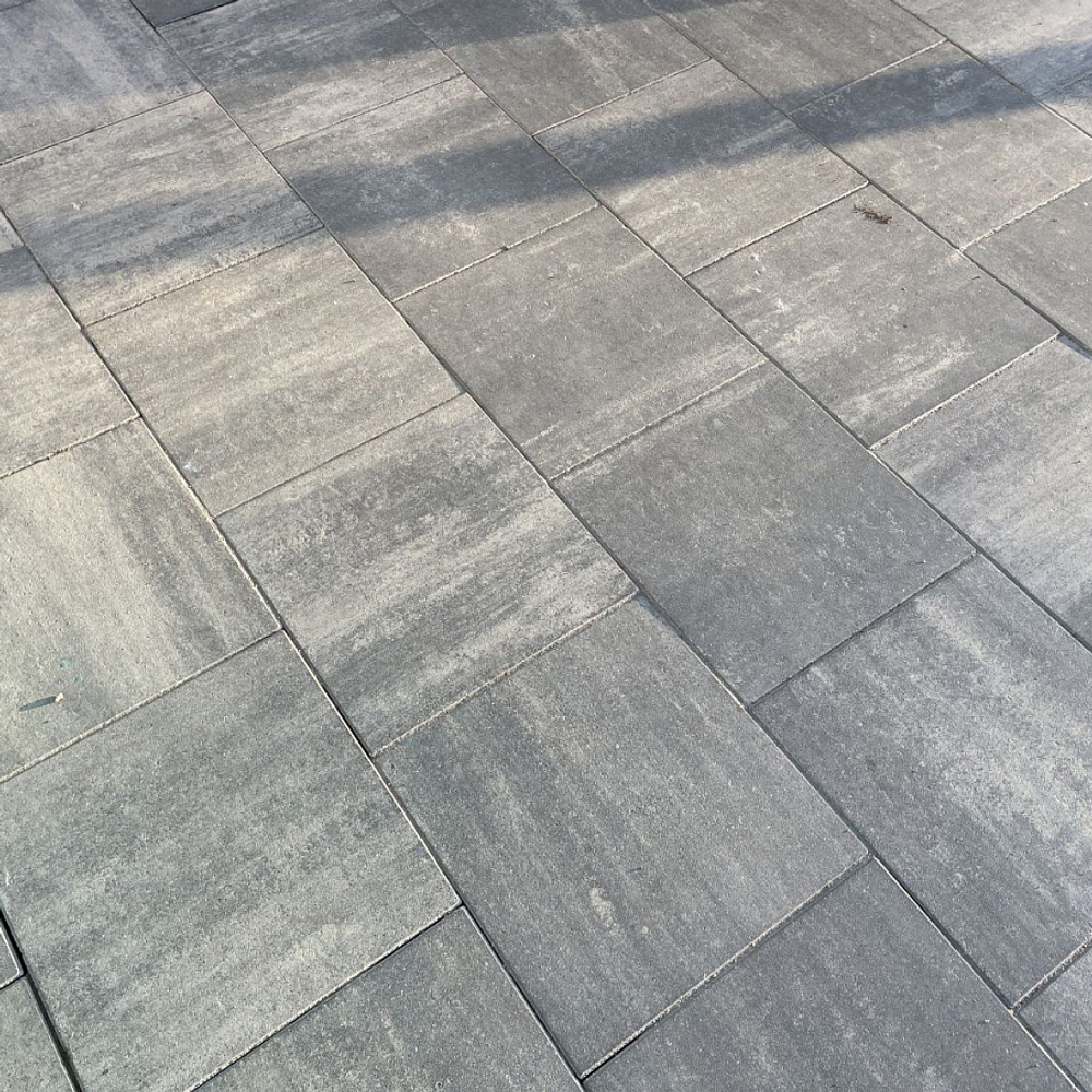 Тротуарная плитка КВАДРАТ 400х400 мм - Листопад гладкий Антрацит