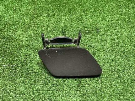 Крышка форсунки правая Audi Q5 1 8R (2012-2017)