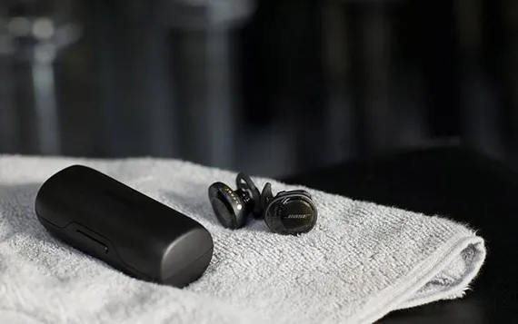 Bose SoundSport Free Wireless Headphones Black