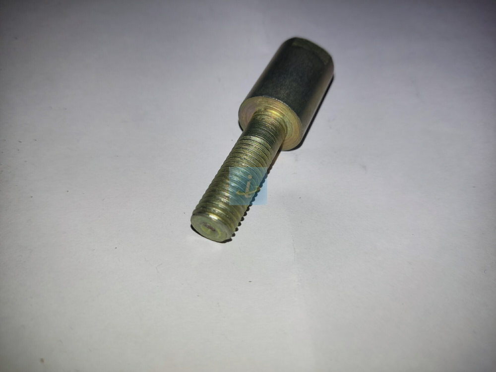 Палец крепления генератора 238-3701780