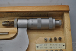Микрометр резьбовой МКВ- 50 (25-50мм.) Цена деления 0.01мм. Крин.