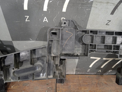 Кронштейн решетки радиатора Haval F7 2, F7x 2 24-нв Б/У Оригинал 5509102XKN02A