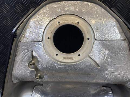 Бак топливный Yamaha FZ1 Fazer RN17