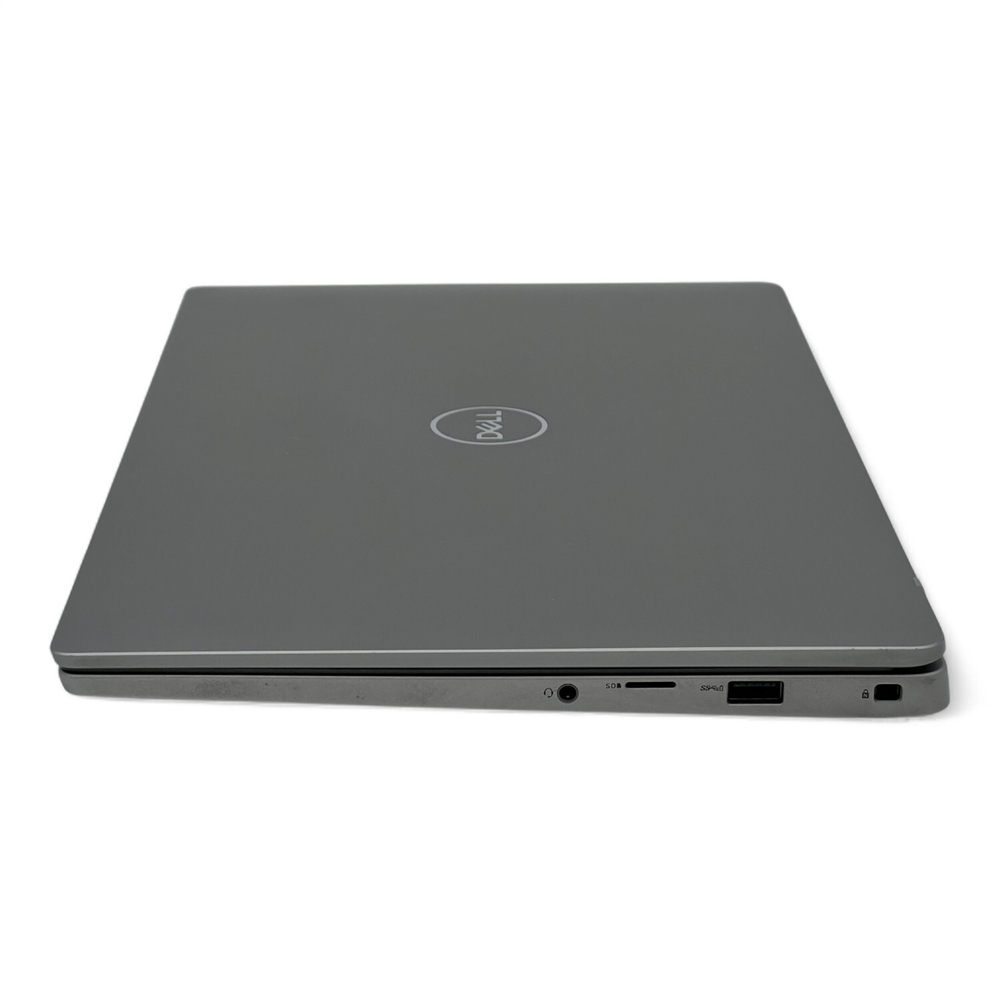 Latitude 7400