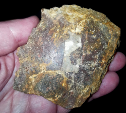 Сросток кристаллов аметиста (Карабаш) асс.