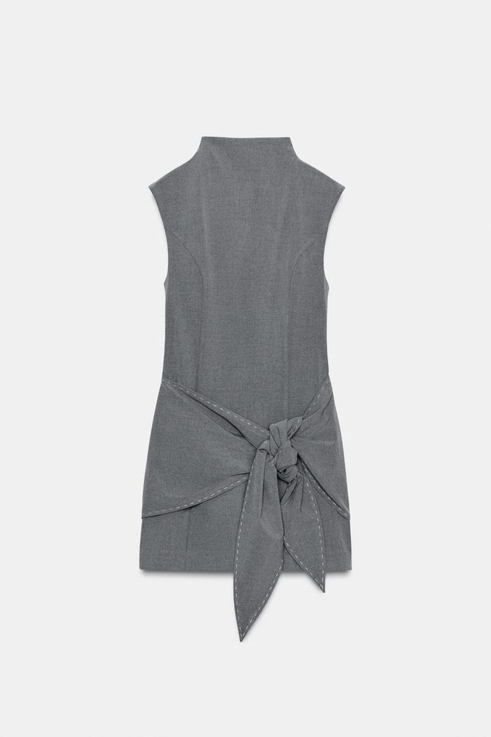 ZARA КОРОТКОЕ ПЛАТЬЕ С ЗАВЯЗКАМИ И ОТДЕЛОЧНОЙ СТРОЧКОЙ, СВЕТЛО-СЕРЫЙ