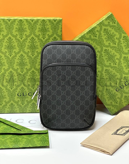 Мужская сумка Gucci Supreme черного цвета