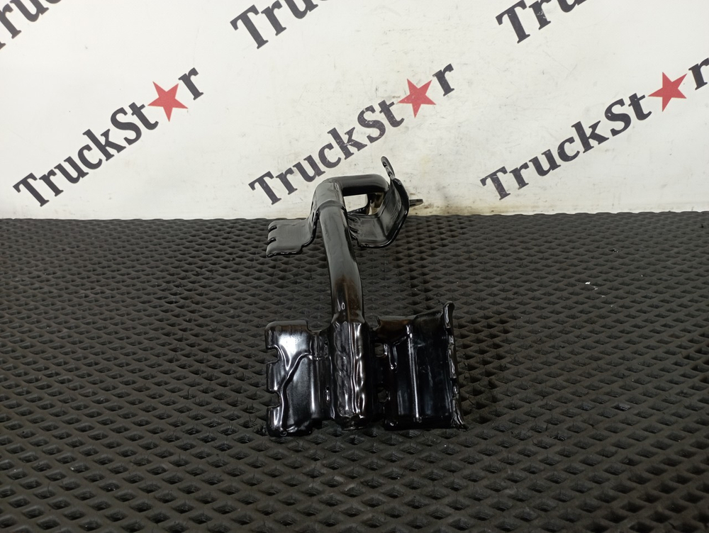 Кронштейн тормозных трубок