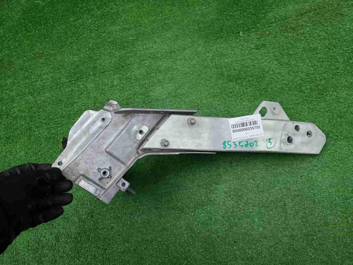 Кронштейн передней панели Mercedes GLC X253 15-22