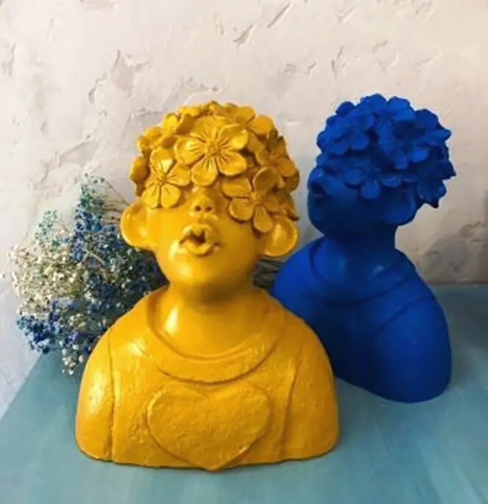 Статуэтка из гипса «Влюбленный Мартин» 31см желтый