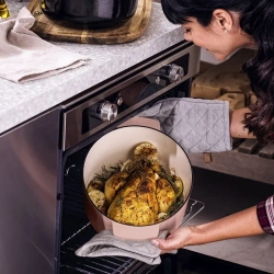 KitchenAid Чугунная кастрюля 26 см 5,2 л розовая