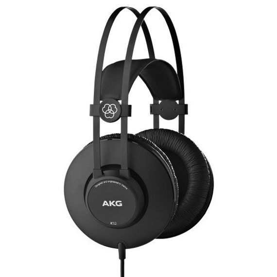 AKG K52