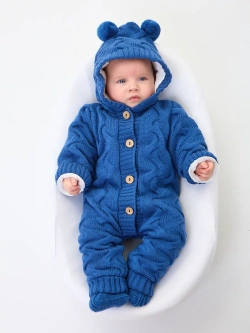 Комплект вязаный новорожденному: комбинезон+шапка+пинетки