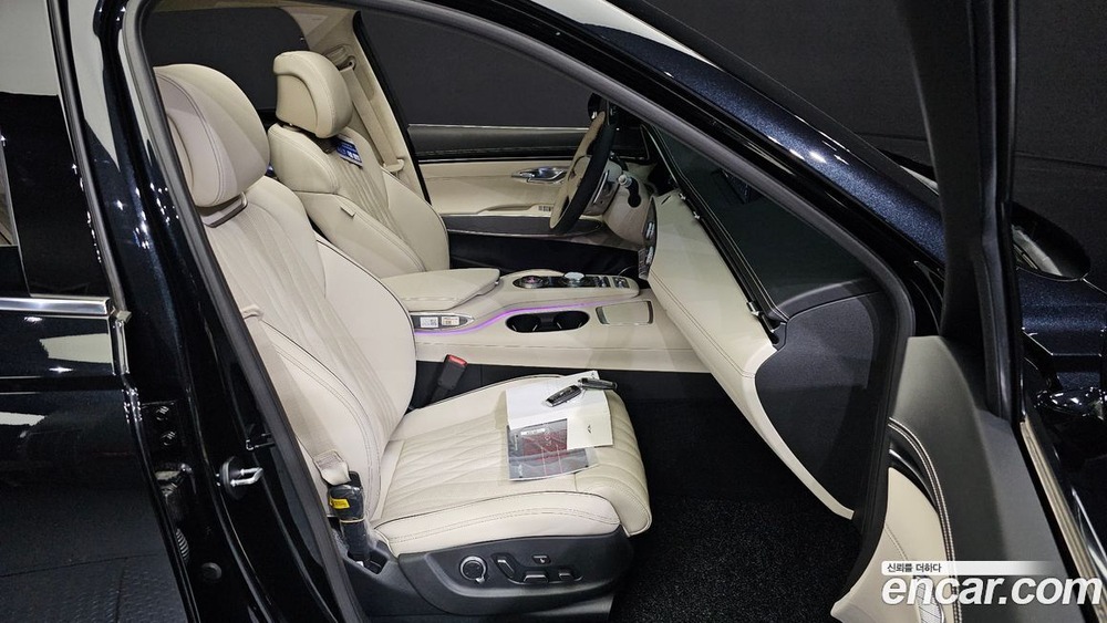 Genesis GV70 2.5T Бензин AWD (04.2024)