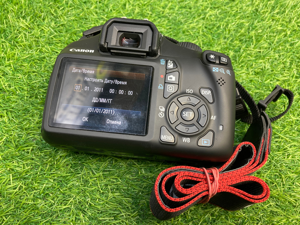 Canon 1100D + 18-55mm 450 кадров  Покупка/Продажа