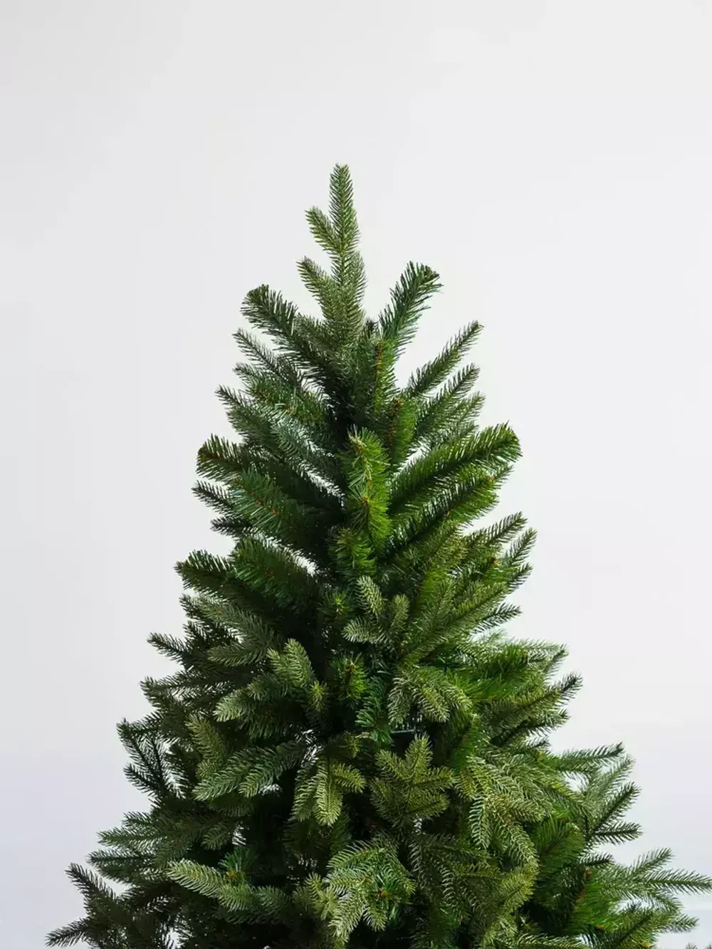 Искусственная ель «Валерио» (Литая+пвх) 240 см / 2.4 м