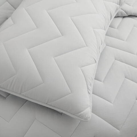 Покрывало 230х250 и 2 наволочки 50х70 Sofi De MarkO Робби серое