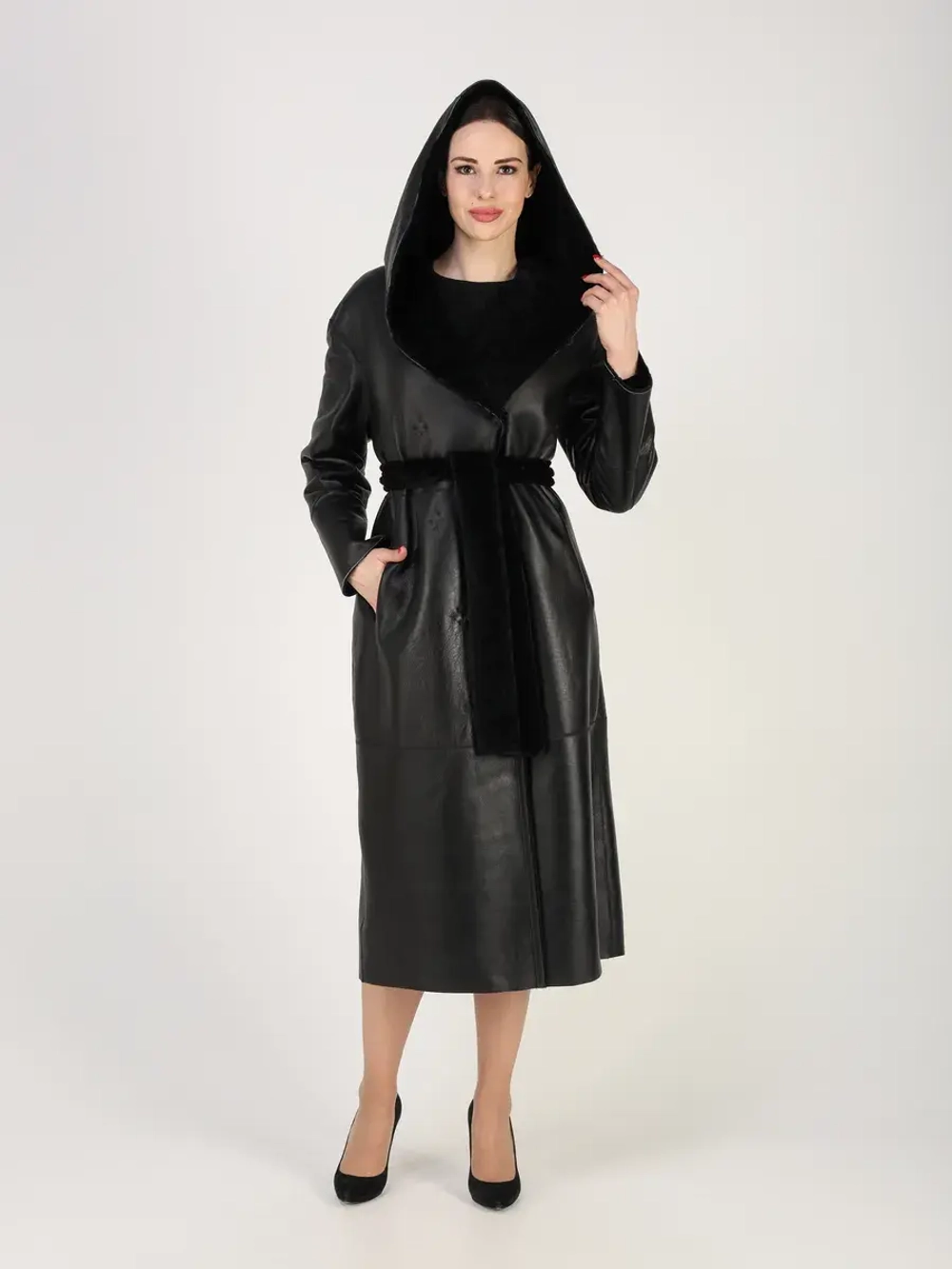 Дубленка зимняя шуба натуральная с капюшоном двухсторонняя