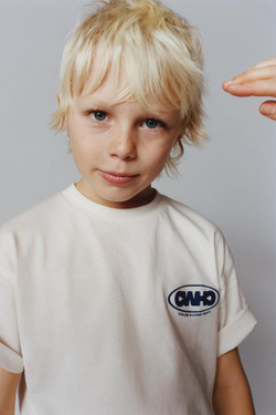 ZARA ФУТБОЛКА С ПРИНТОМ «ЛОГОТИП», ЭКРЮ