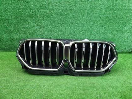 Решетка радиатора BMW X6 G06 (2019-2023)