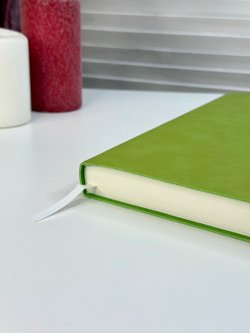 Блокнот А4 200л. (400страниц) без разлиновки Светло зеленый (К44-912A)