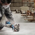 Bosch GWS 18V-10 Professional аккумуляторная ушм (болгарка) (2 x 5 Ач, ЗУ) 06019J4004