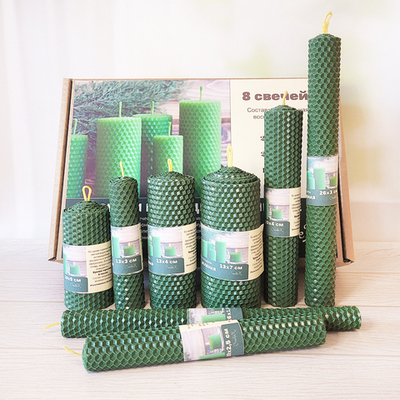 Свечи Зеленые  / из восковой вощины / набор 8 штук в подарочной коробке
