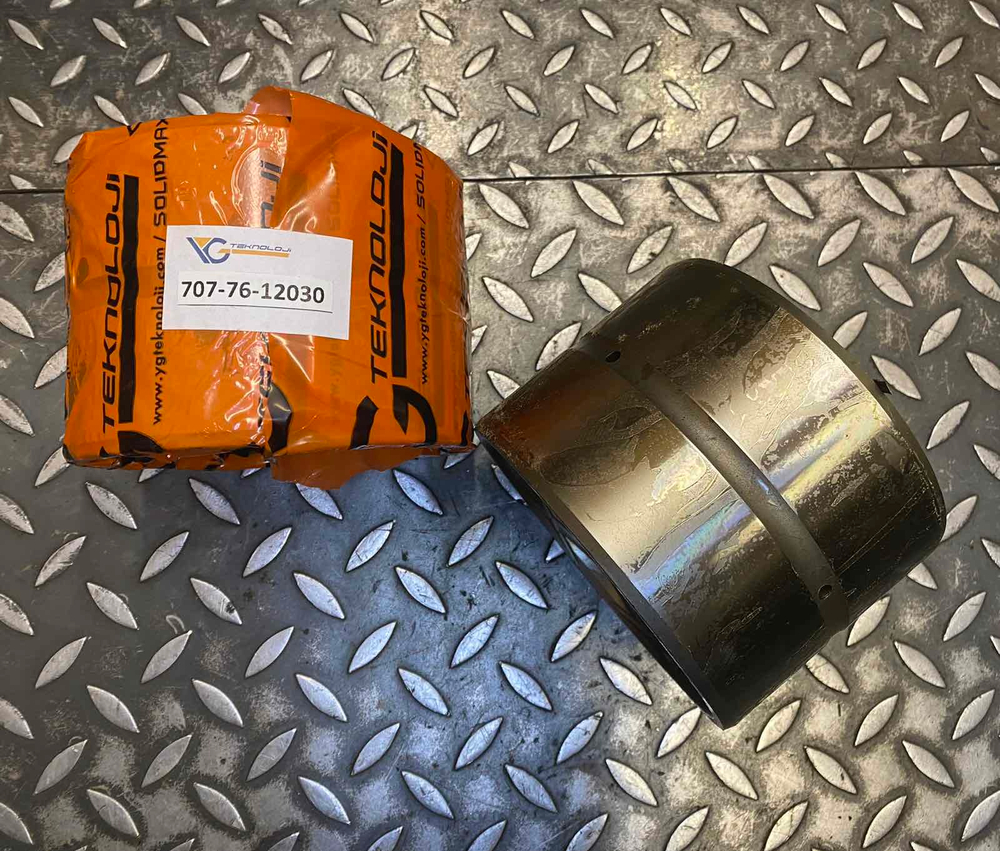 Втулка 707-76-12030