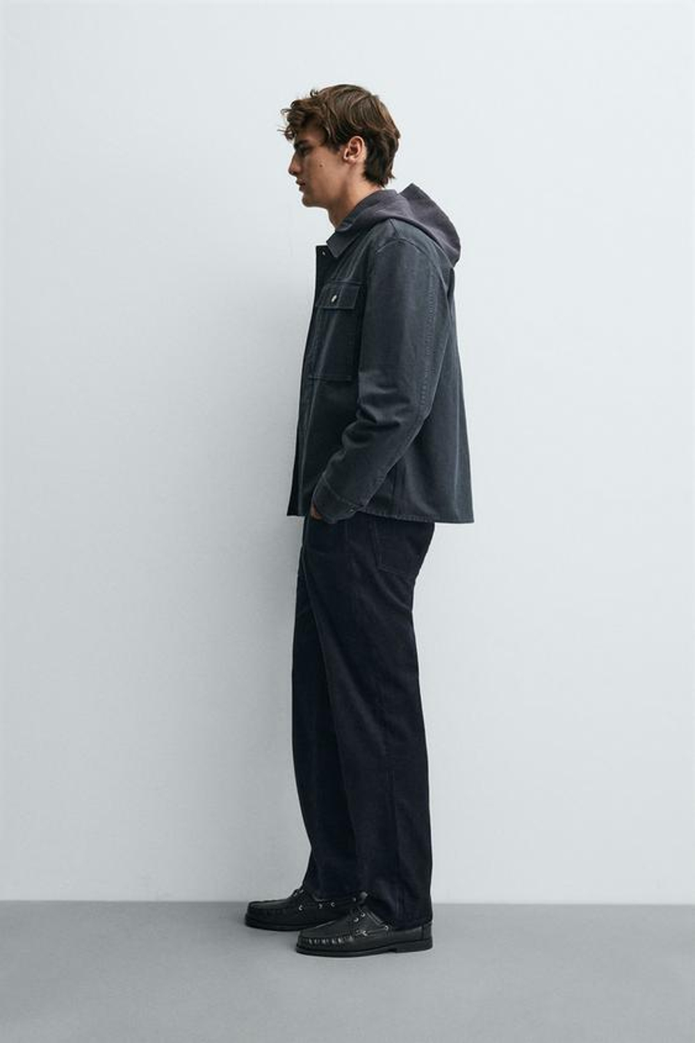 ZARA ВЕЛЬВЕТОВЫЕ БРЮКИ REGULAR FITНЕВЫЙ, ТЕМНО-СИНИЙ