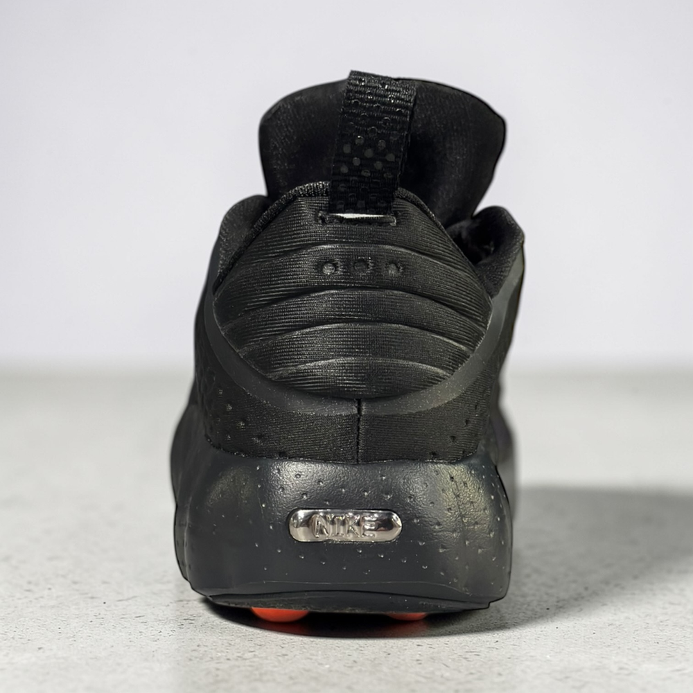 Nike Mind 002 • Black Hyper Crimson