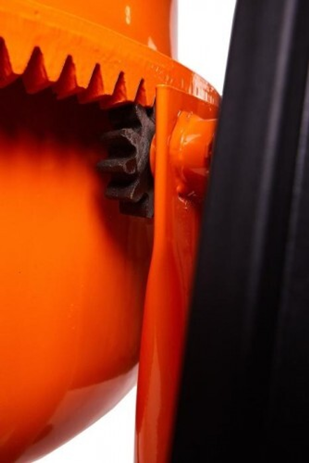 Бетоносмеситель Sturm CM20130RF