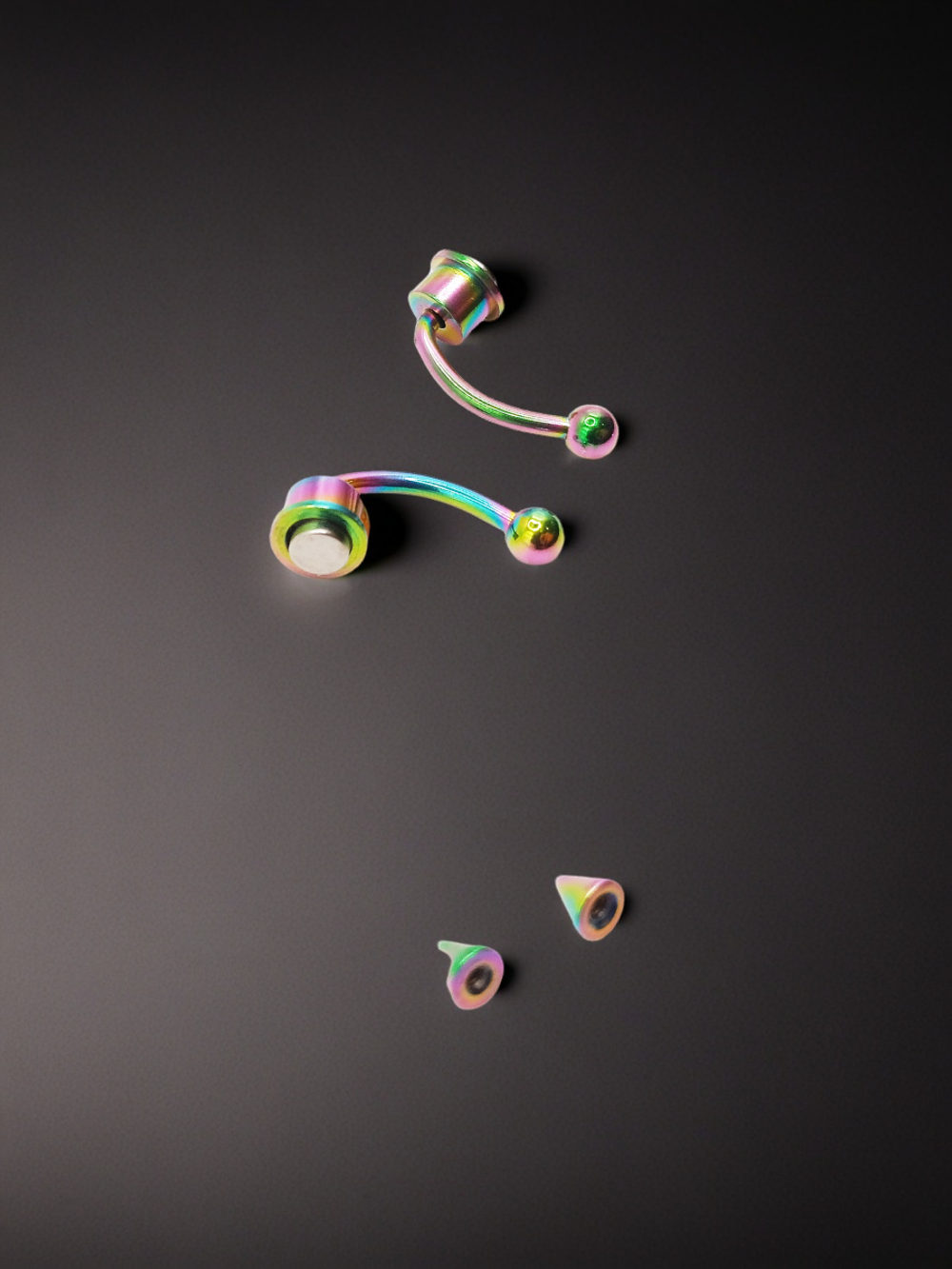 Магнитные серьги циркуляры-обманки для имитации пирсинга. Радужная ( бензинка). 1 шт Опт