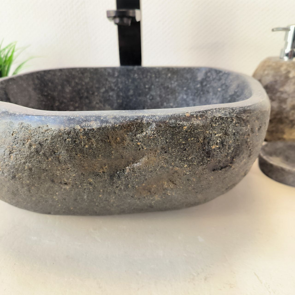 Раковина из речного камня RS-66022 39х32х15 из натурального камня