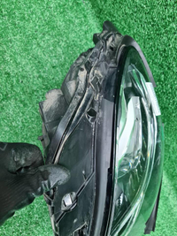 Битая Фара правая Mercedes E W213 (2016-2021) LED