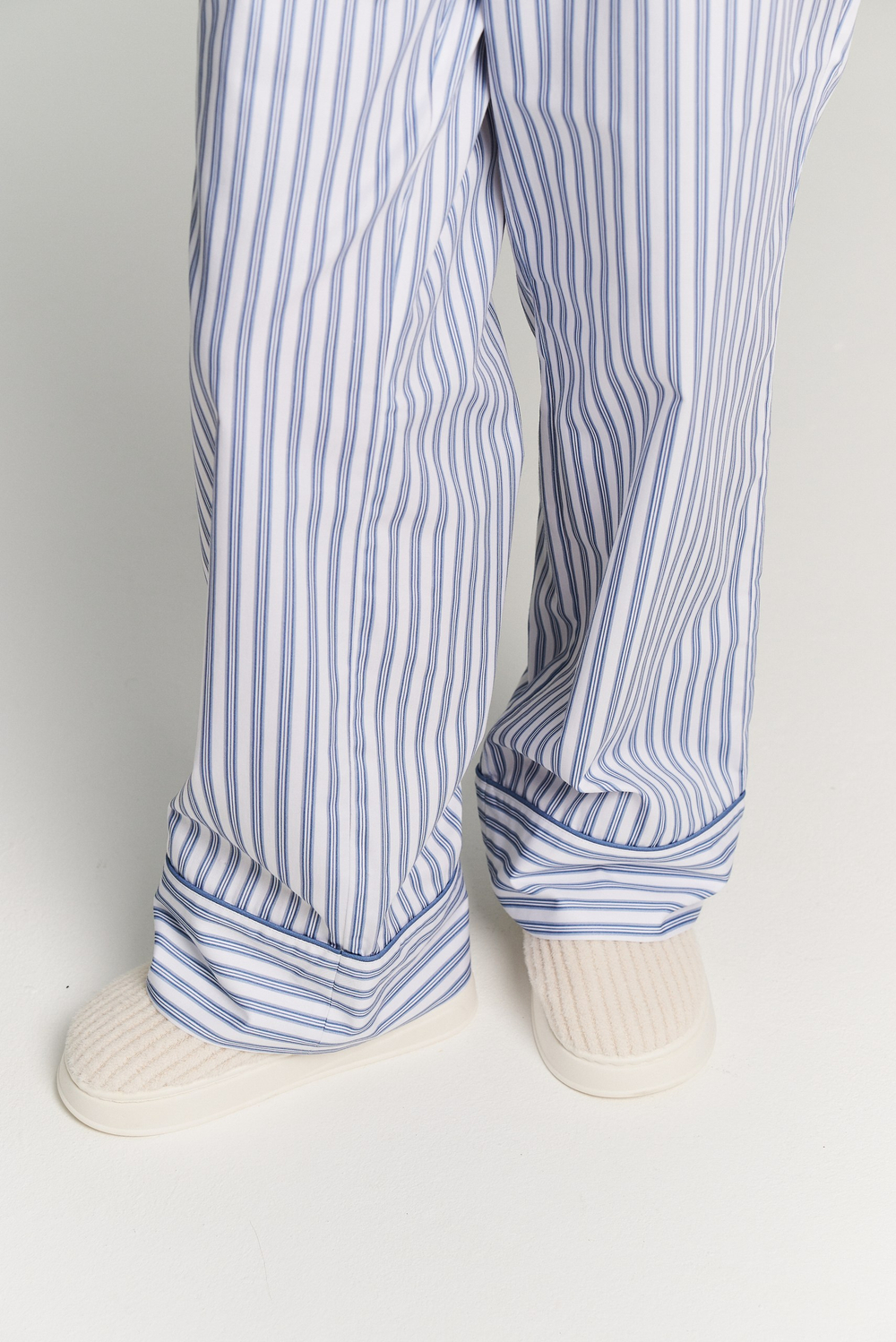 Брюки с кантом из сатина в полоску