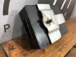 Блок контроля слепых зон Hyundai Equus 13-16 Б/У Оригинал 957703N330