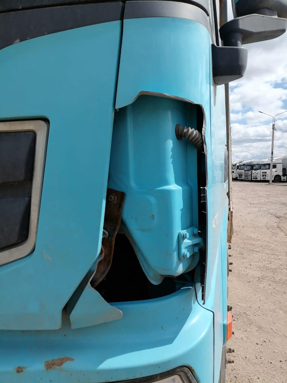 Shacman (Shaanxi) SX* 8x4 Самосвал SX33186V366 (Дизельный, 11,6 л, 423 л.с., МТ)