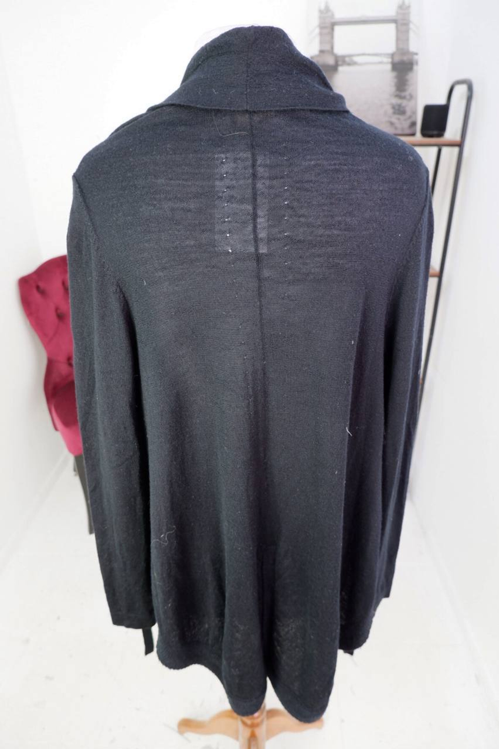 Кардиган для практичного образа, визуально на 48 размер