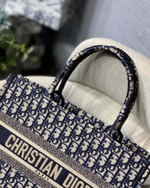 Christian Dior Book Tote 36 cm