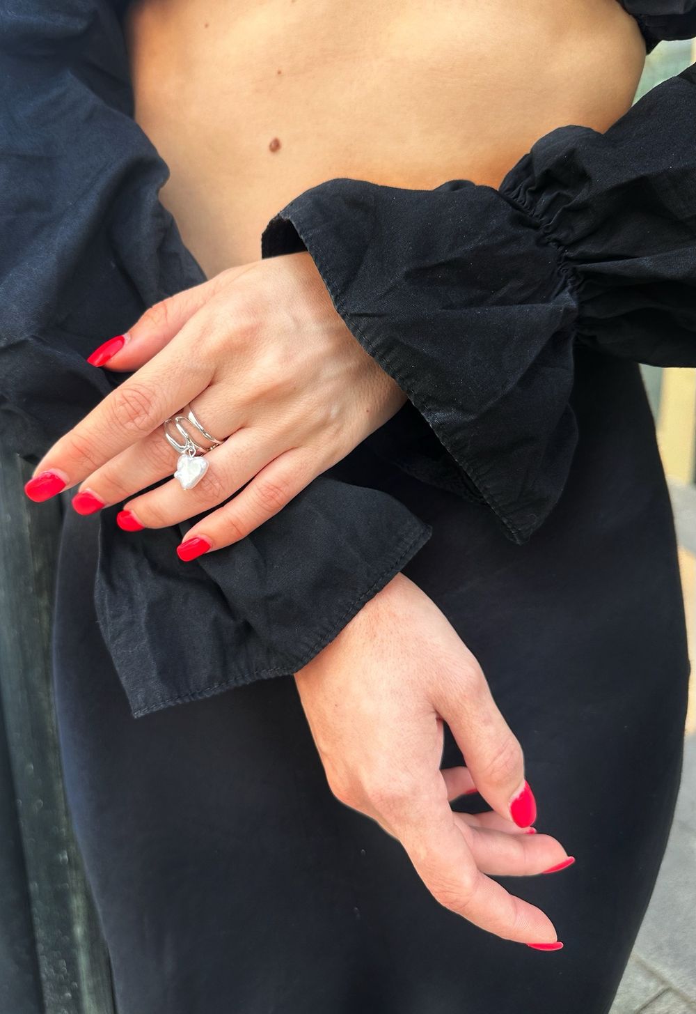 Кольцо Fluid с жемчужиной