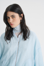 Бомбер из жатой вискозы