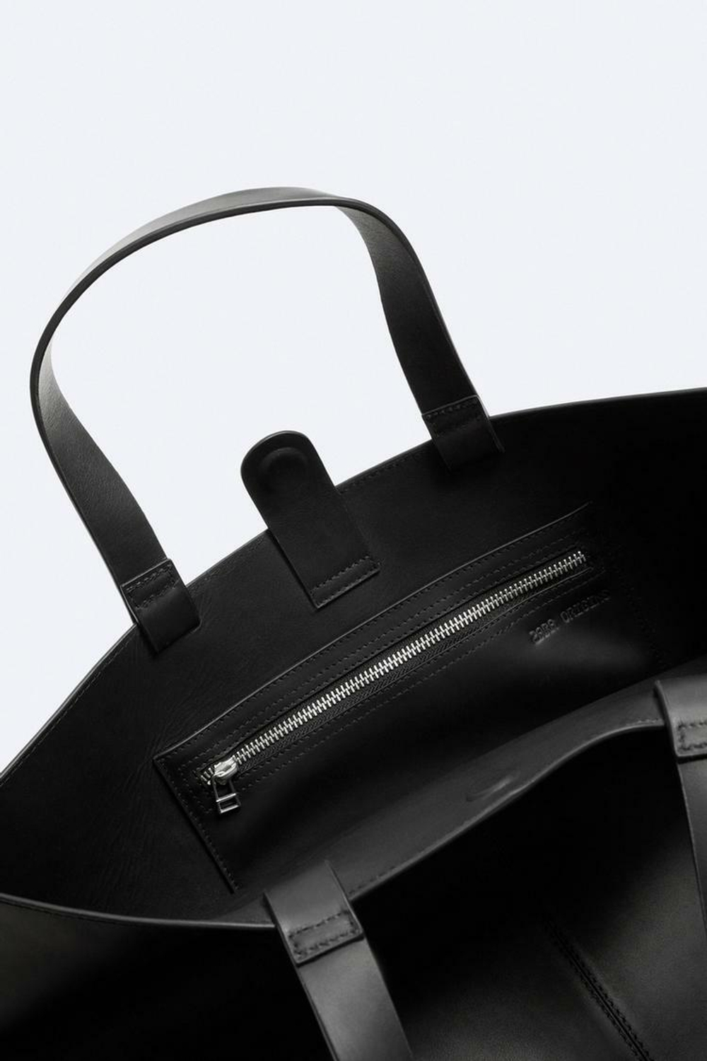 ZARA ПЛОСКАЯ КОЖАНАЯ СУМКА ДЛЯ ПОКУПОК, ЧЕРНЫЙ