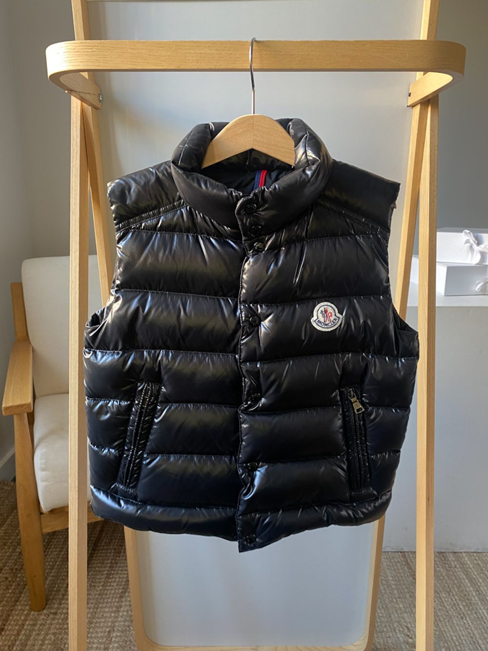 Пуховой жилет Moncler, 128