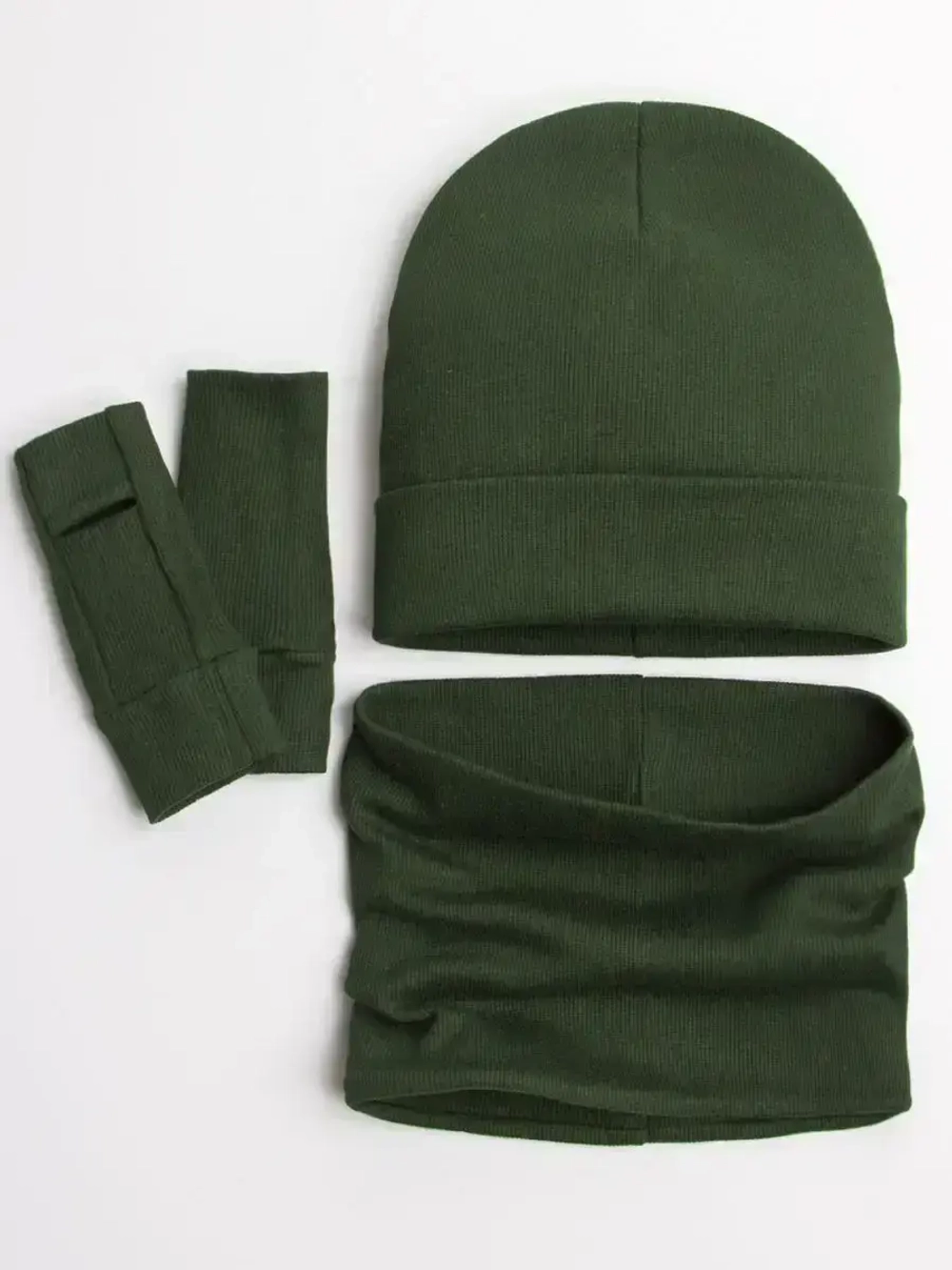 Шапка детская со снудом и митенками
