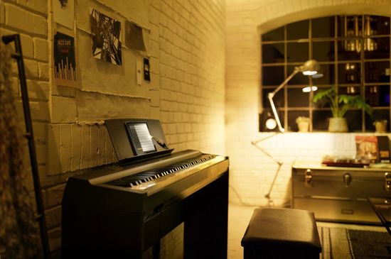 Цифровое пианино YAMAHA P-125a B