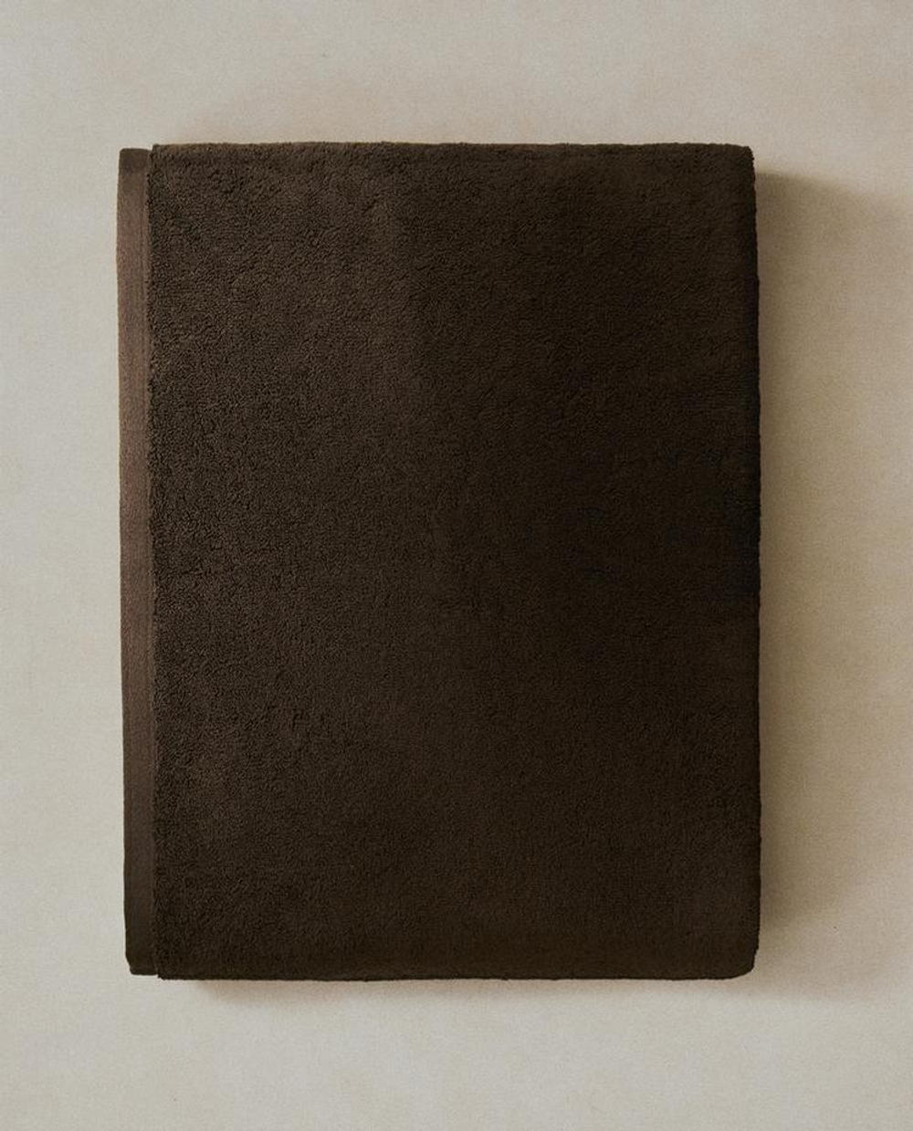 ZARA HOME МАХРОВОЕ БАННОЕ ПОЛОТЕНЦЕ, КОРИЧНЕВЫЙ