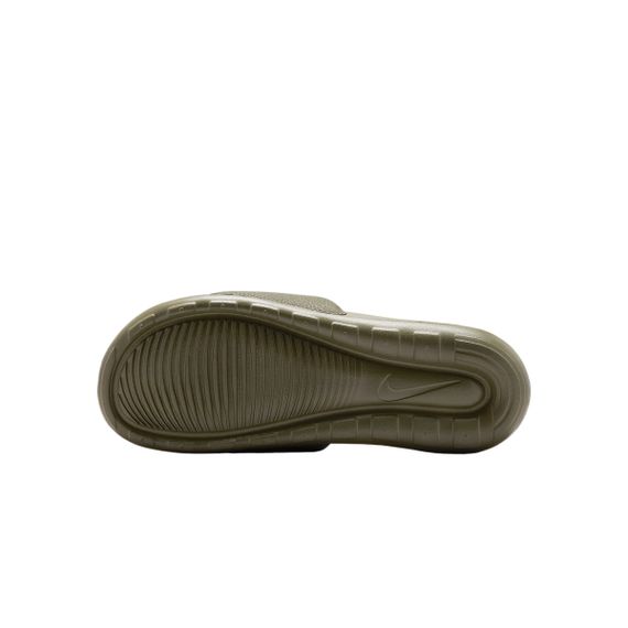 Nike Victori One 'Military Green'