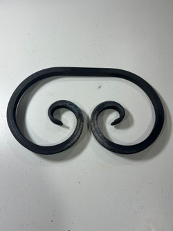 Кованый элемент вензель 150х270мм квадрат полнотелый 12х12мм