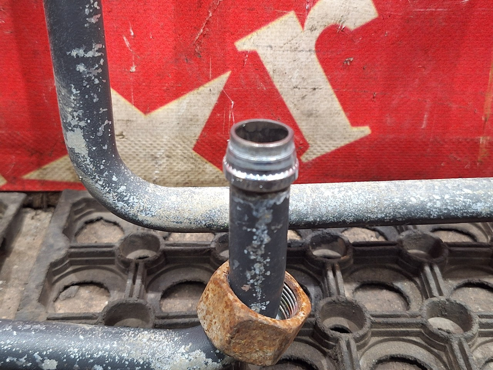 Трубка компрессора