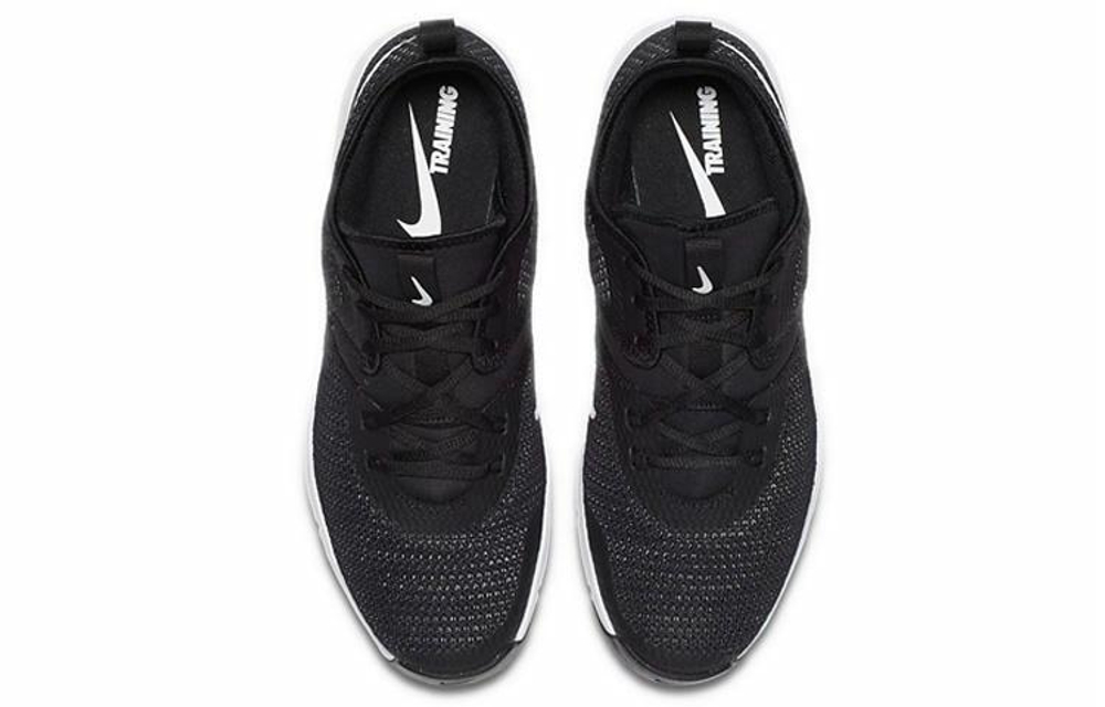 Кроссовки Nike Air Max Typha 2